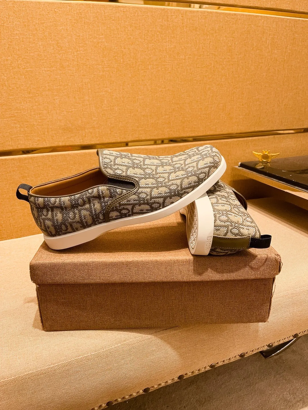 Men's shoes 💰 380💰👍【Dior】🔥🔝High-end brand of men's shoes official website 1:1 latest masterpiece: the upper is made of Italian official website original special technical cloth fabric 🔥original comfortable and breathable lining➕original designated non-slip outsole🔥making walking more convenient and comfortable! An exclusive new model, a stunning work, a beautiful 1:1 replica [color] compared to the official quality! Create a fashionable personality to set off your uniqueness! A must-have for trendy men! 🔥, sizes: 38-44. color:.     Multiple colors available🔥